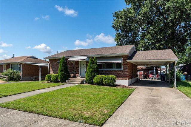 3161 Carlson Avenue, Granite City, IL 62040