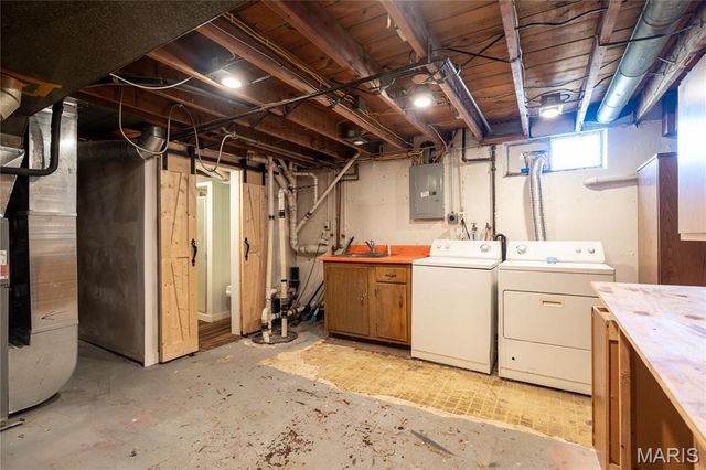 3161 Carlson Avenue, Granite City, IL 62040