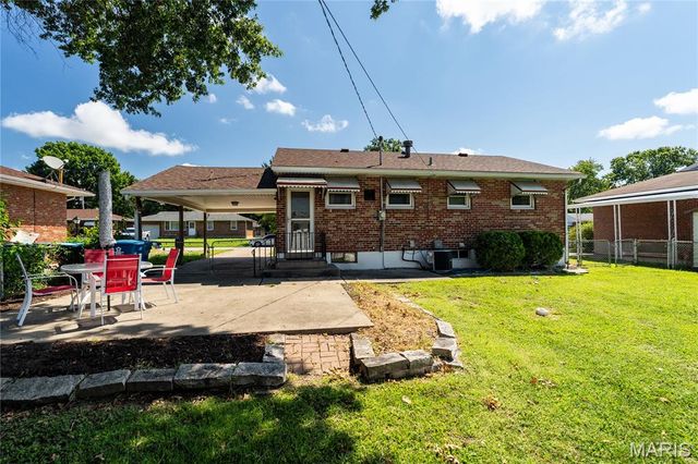 3161 Carlson Avenue, Granite City, IL 62040
