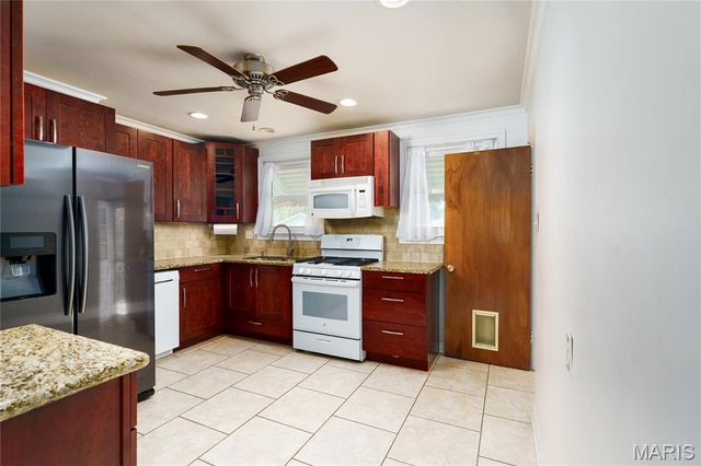 3161 Carlson Avenue, Granite City, IL 62040