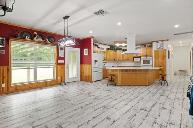 65 CR 2835, Pittsburg, TX 75686