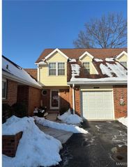 2284 Riverwood Trails Drive, Florissant, MO 63031