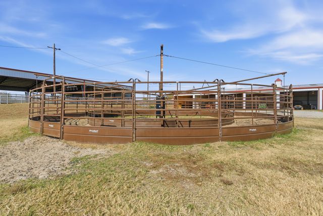 2691 N Fm Road 51, Springtown, TX 76082