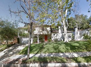 2015 Montecito Drive, Glendale, CA 91208