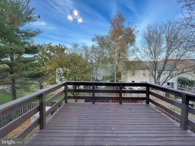 14262 HERITAGE CROSSING LN, Centreville, VA 20120