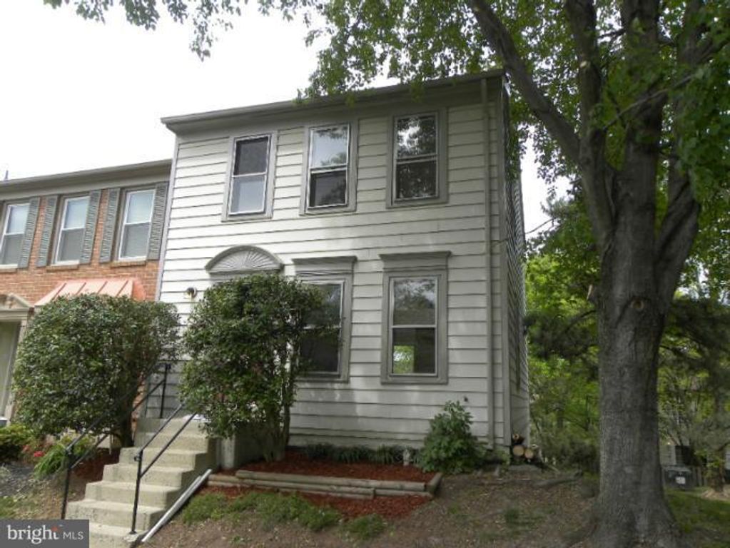 14262 HERITAGE CROSSING LN, Centreville, VA 20120
