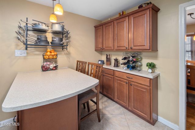 52 Hanes Street, Guilderland, NY 12203