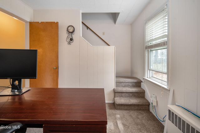 52 Hanes Street, Guilderland, NY 12203