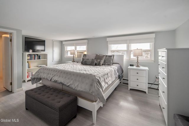 52 Hanes Street, Guilderland, NY 12203