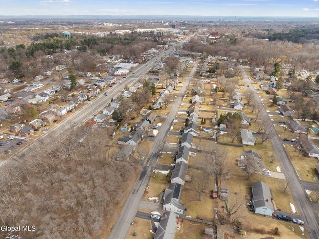 52 Hanes Street, Guilderland, NY 12203