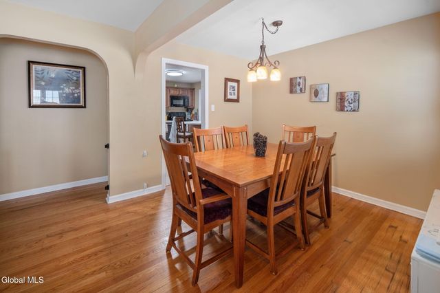 52 Hanes Street, Guilderland, NY 12203