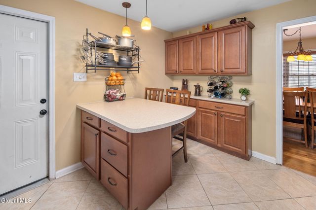 52 Hanes Street, Guilderland, NY 12203