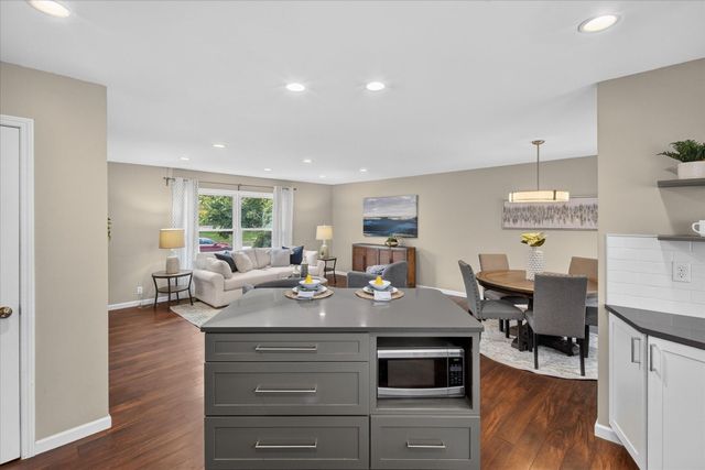 3348 Tacoma Circle, Ann Arbor, MI 48108