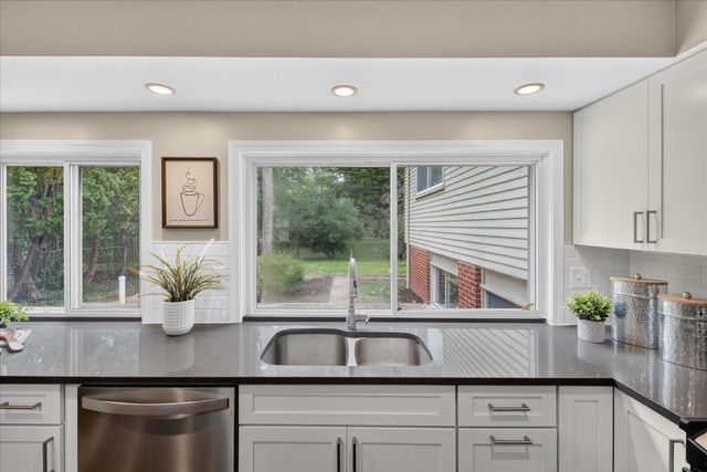 3348 Tacoma Circle, Ann Arbor, MI 48108