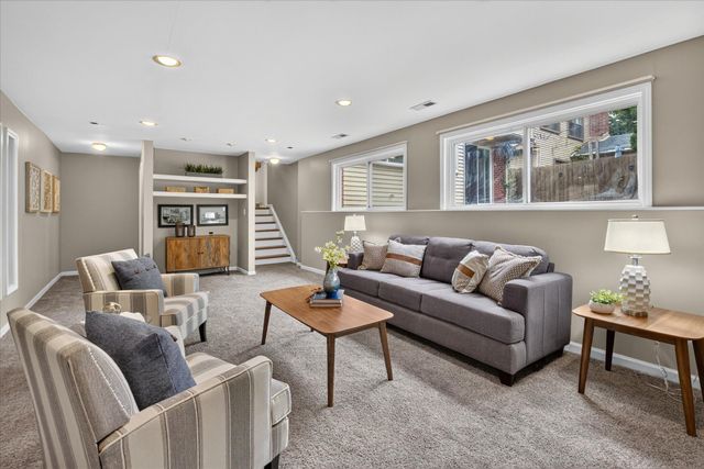 3348 Tacoma Circle, Ann Arbor, MI 48108