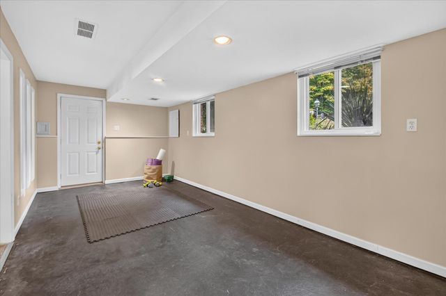 3348 Tacoma Circle, Ann Arbor, MI 48108