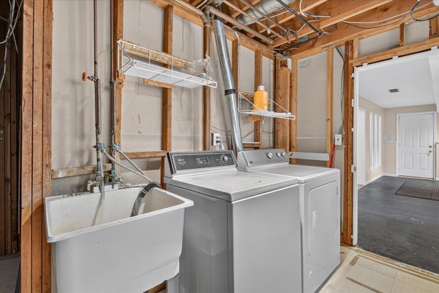 3348 Tacoma Circle, Ann Arbor, MI 48108
