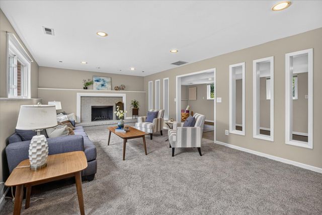 3348 Tacoma Circle, Ann Arbor, MI 48108