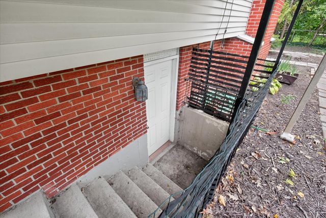 3348 Tacoma Circle, Ann Arbor, MI 48108