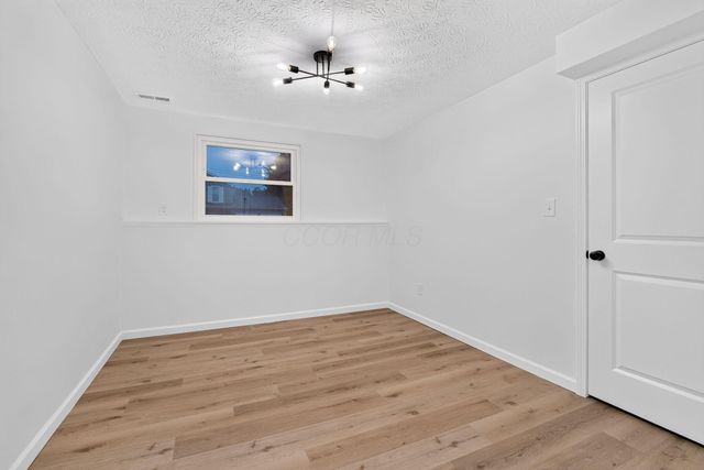 2420 Blue Rock Boulevard, Grove City, OH 43123