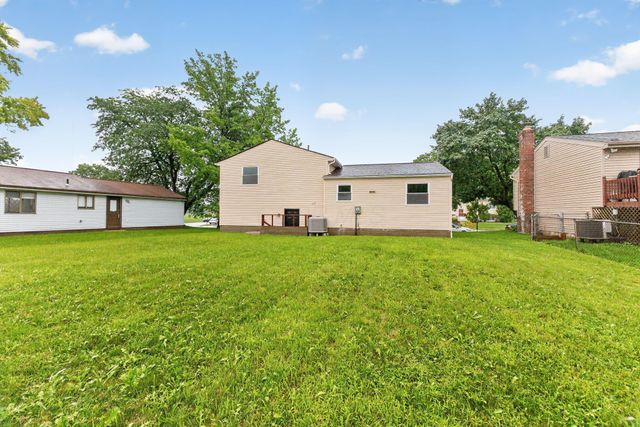 2420 Blue Rock Boulevard, Grove City, OH 43123