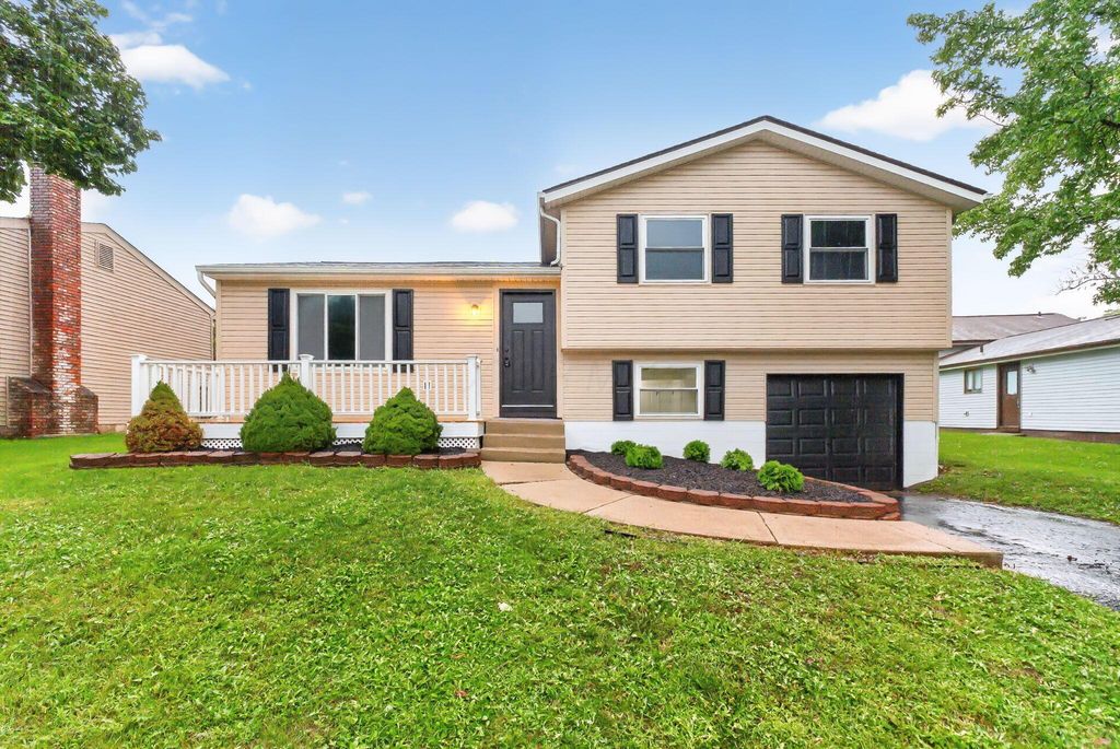 2420 Blue Rock Boulevard, Grove City, OH 43123