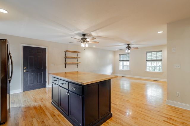 330 Battlefield Circle, Ringgold, GA 30736