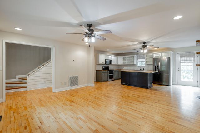 330 Battlefield Circle, Ringgold, GA 30736
