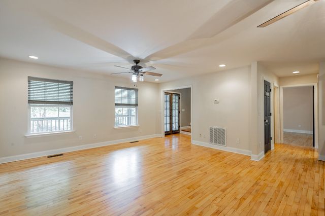 330 Battlefield Circle, Ringgold, GA 30736