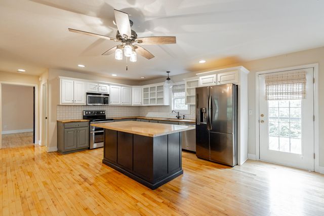 330 Battlefield Circle, Ringgold, GA 30736