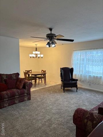 816 Kendall Avenue, Poplar Bluff, MO 63901