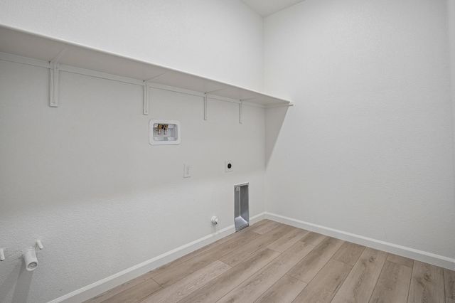 2724 Blairsville Ln, Manteca, CA 95337