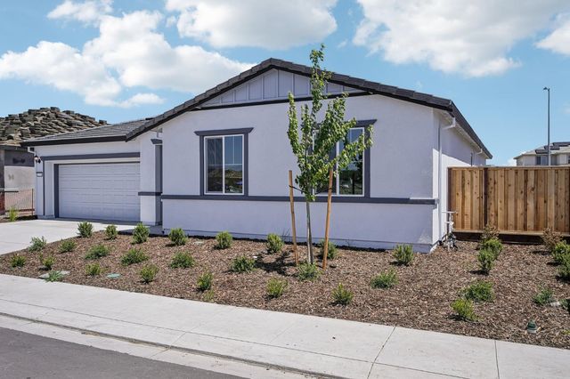 2724 Blairsville Ln, Manteca, CA 95337