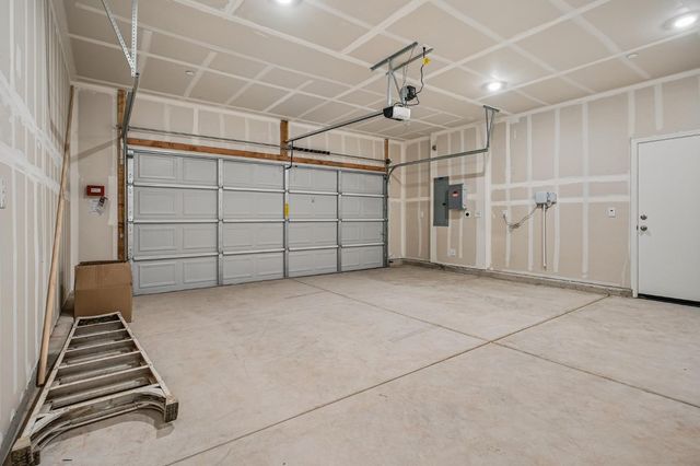 2724 Blairsville Ln, Manteca, CA 95337