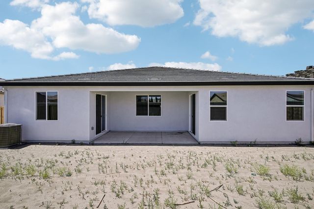 2724 Blairsville Ln, Manteca, CA 95337