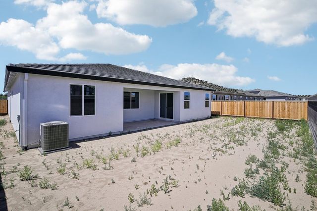 2724 Blairsville Ln, Manteca, CA 95337