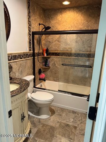 328 Maria Drive, Toms River, NJ 08753