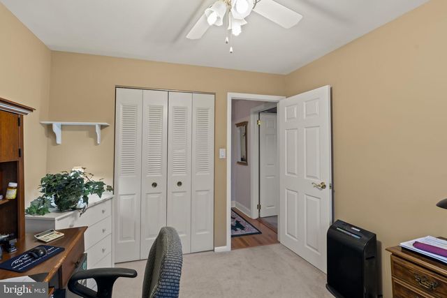 1010 HANCOCK DR, Blackwood, NJ 08012