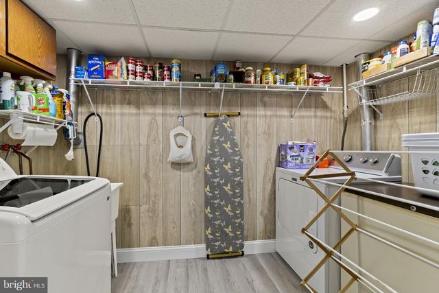 1010 HANCOCK DR, Blackwood, NJ 08012