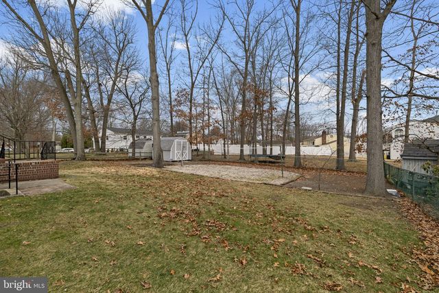 1010 HANCOCK DR, Blackwood, NJ 08012