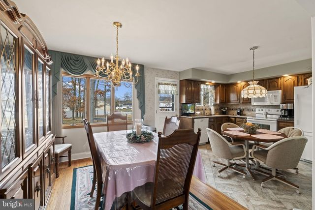 1010 HANCOCK DR, Blackwood, NJ 08012