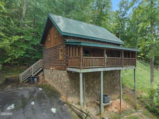 1814 Rhododendron Lane, Sevierville, TN 37876