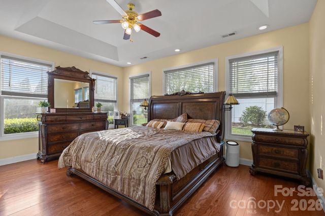 4 AMARETTO Drive, Candler, NC 28715