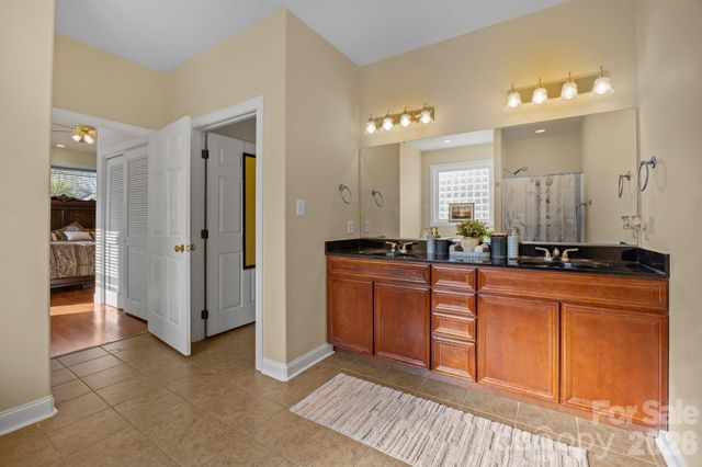 4 AMARETTO Drive, Candler, NC 28715