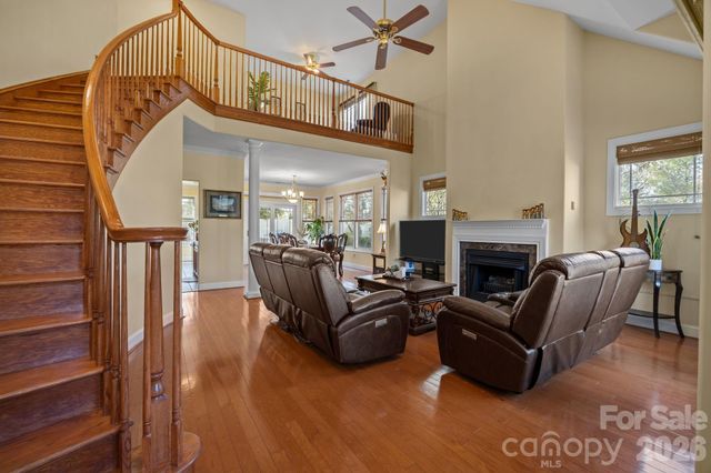 4 AMARETTO Drive, Candler, NC 28715
