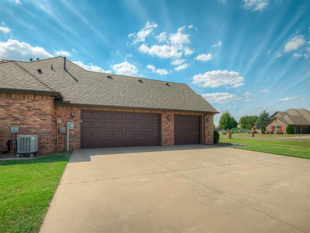 11600 Mallorca Drive, Oklahoma City, OK 73173
