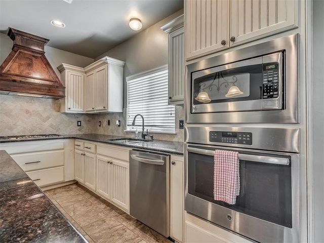 11600 Mallorca Drive, Oklahoma City, OK 73173