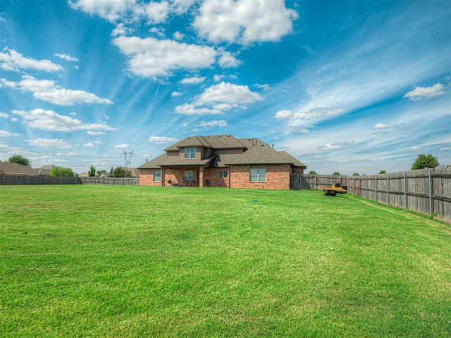 11600 Mallorca Drive, Oklahoma City, OK 73173