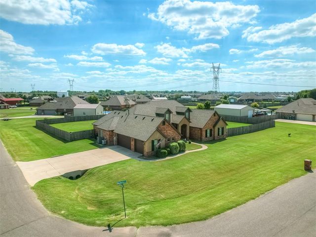 11600 Mallorca Drive, Oklahoma City, OK 73173