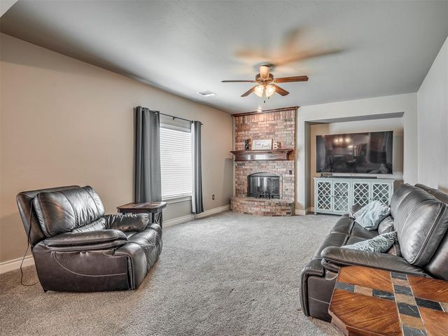 11600 Mallorca Drive, Oklahoma City, OK 73173